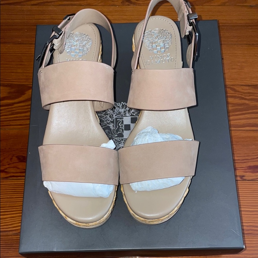 Vince Camuto Women's Tan Sandals